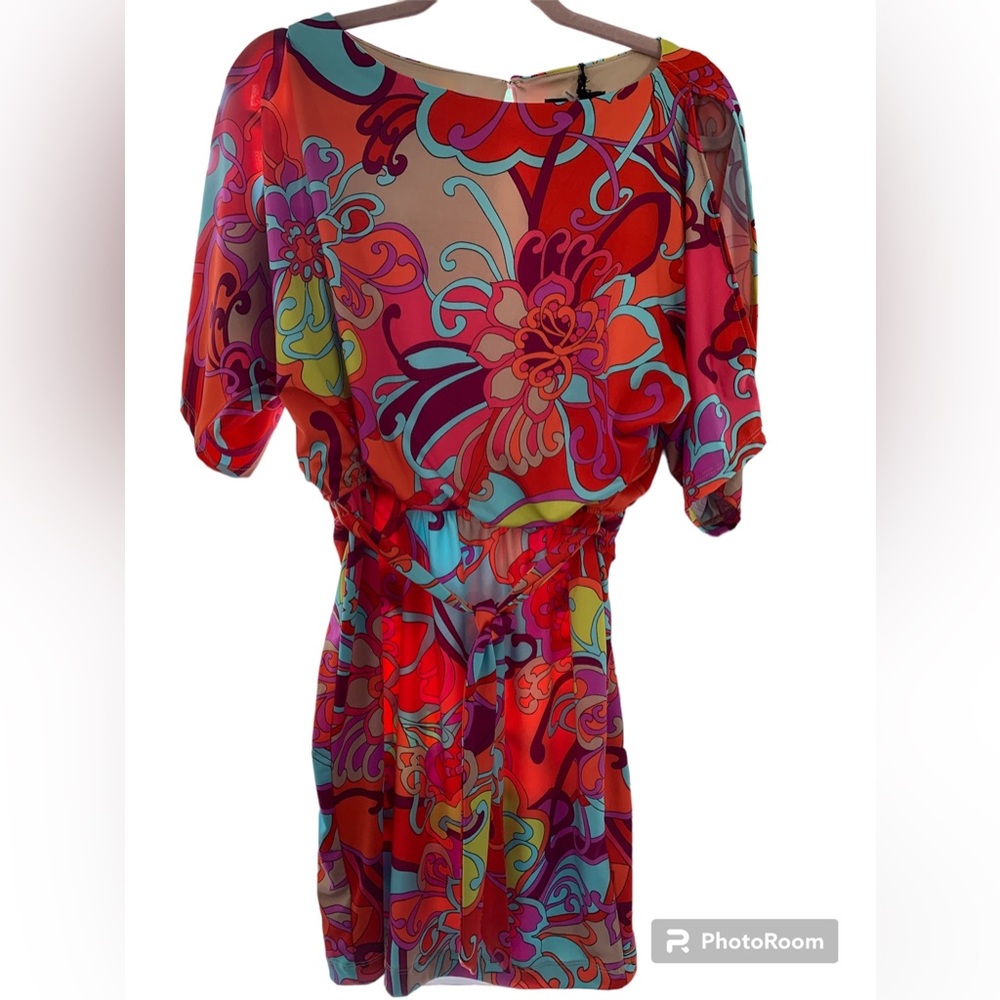 NWT! Trina Turk multi-color Dress/Size Small